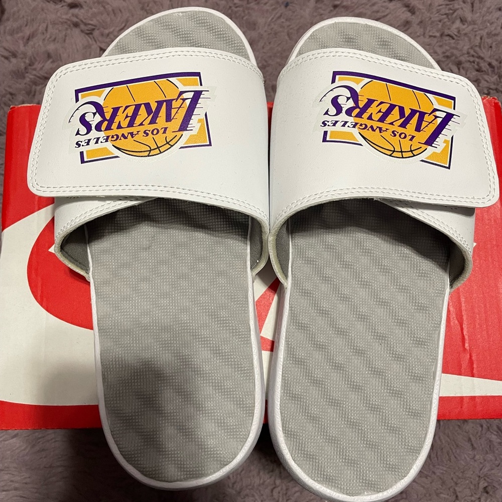 UNISEX LAKERS SLIP ON SLIDES